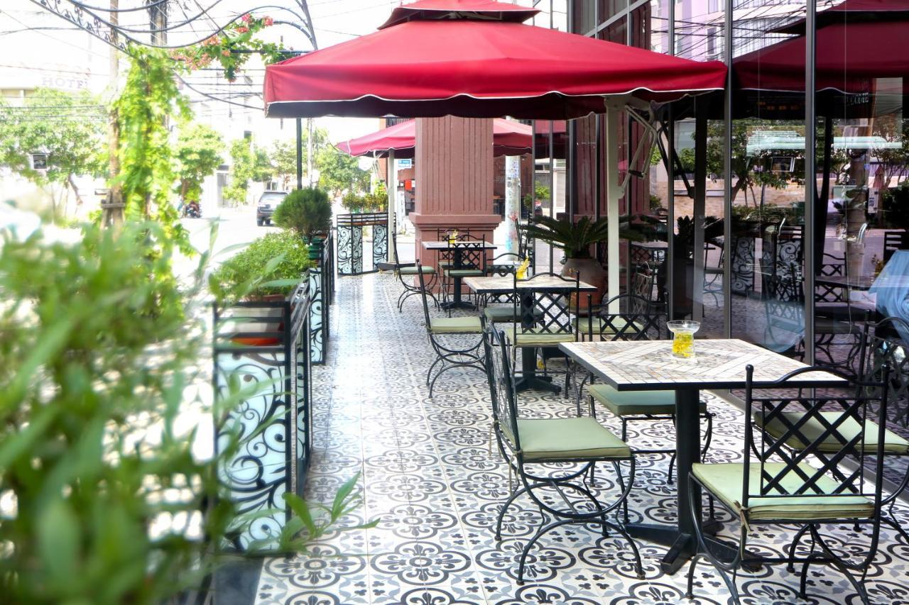 Ngoc Lan Hotel Дананг Экстерьер фото