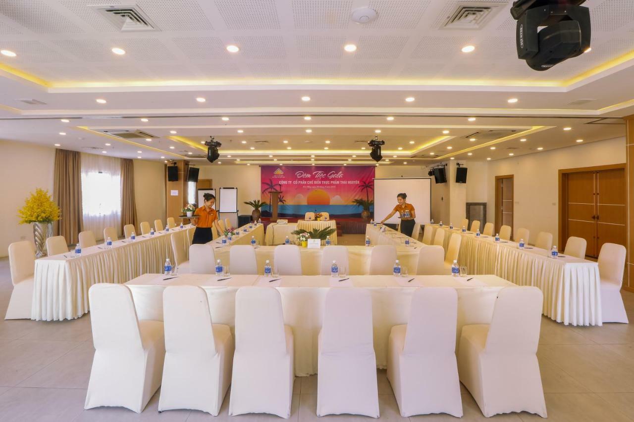 Ngoc Lan Hotel Дананг Экстерьер фото