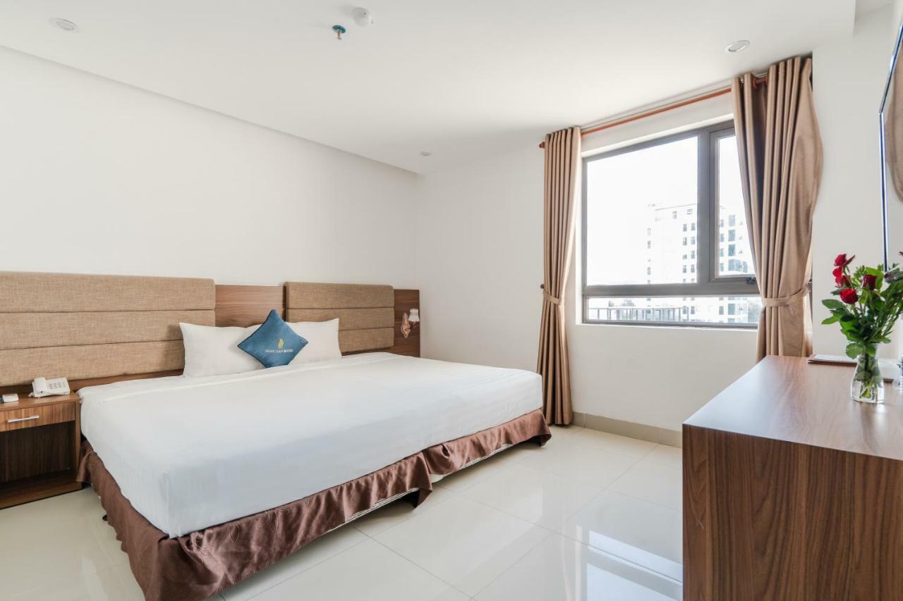 Ngoc Lan Hotel Дананг Экстерьер фото